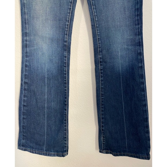PAIGE • Laurel Canyon Low Rise Bootcut Blue Jeans - Picture 10 of 16